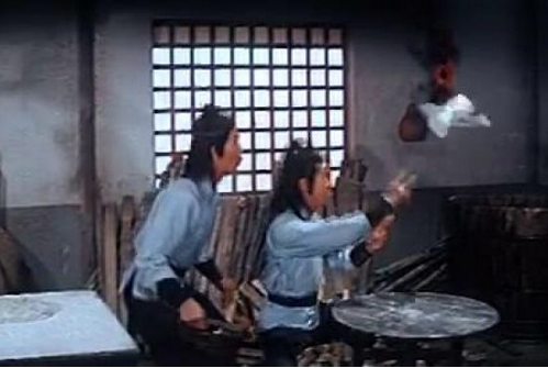 和奇门遁甲相类似的电影：梁朝伟和杨千嬅主演的喜剧爱情片